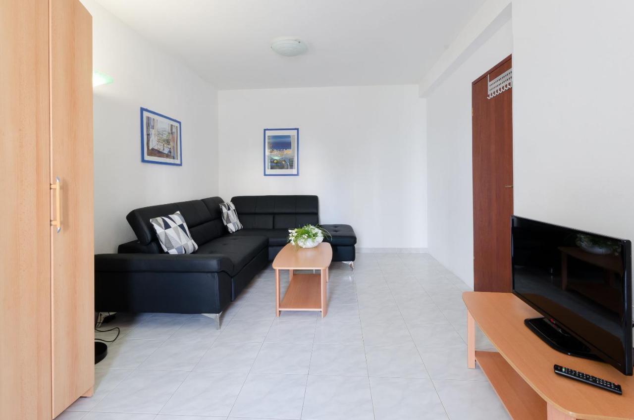 Apartments Gloria Vrsar Exterior foto